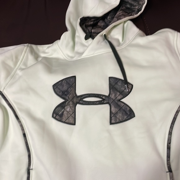 Under Armour Mossy Oak Hoodie XL. - Picture 5 of 11